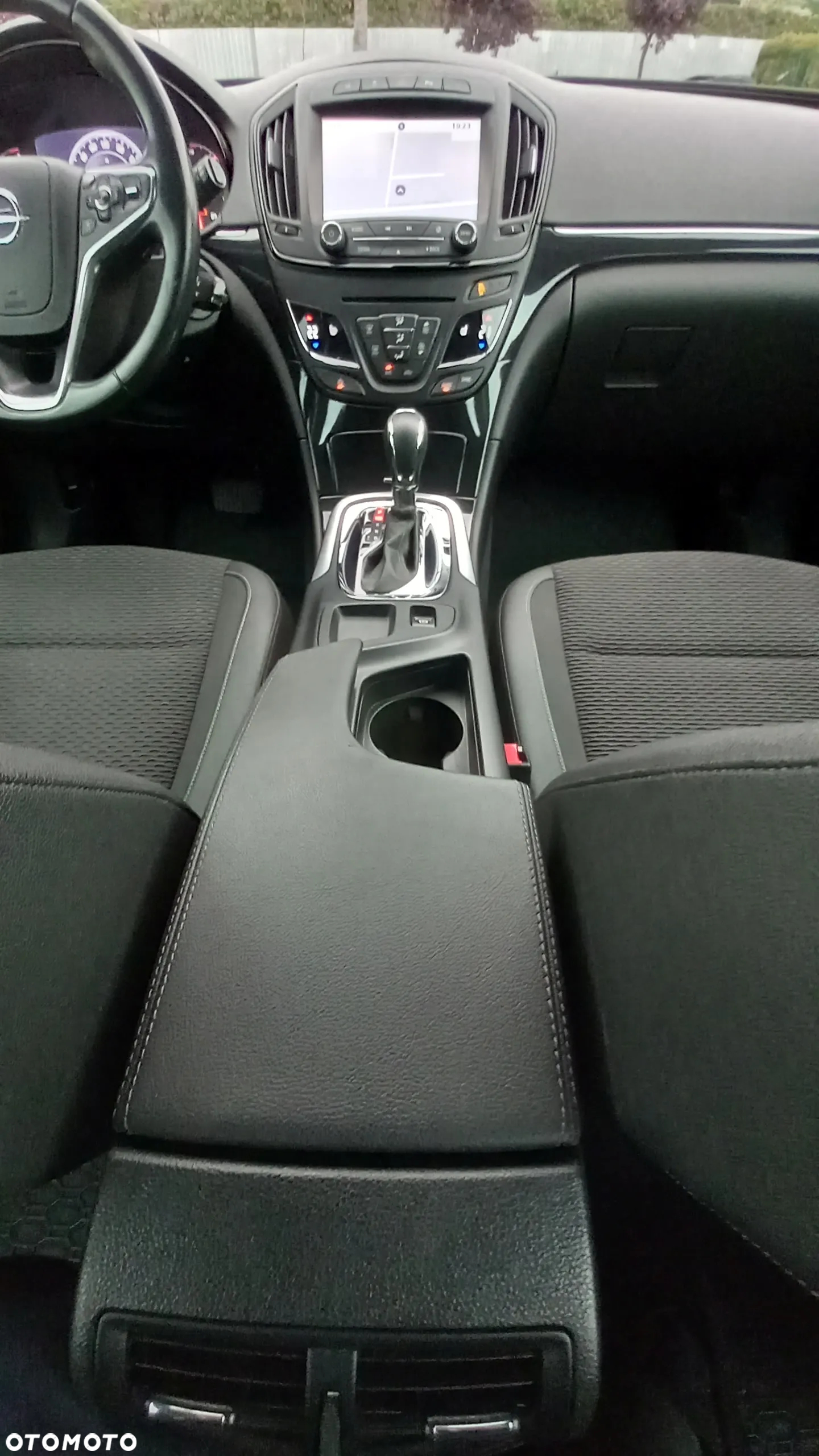 Opel Insignia - 23