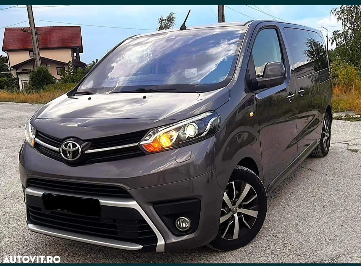 Toyota Proace 2,0-l-D-4D L1 (7-Si.) Autm. Verso Executive - 2