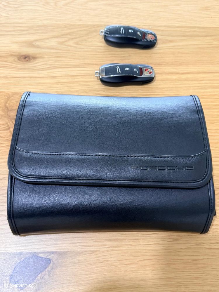 Porsche Cayenne - 27