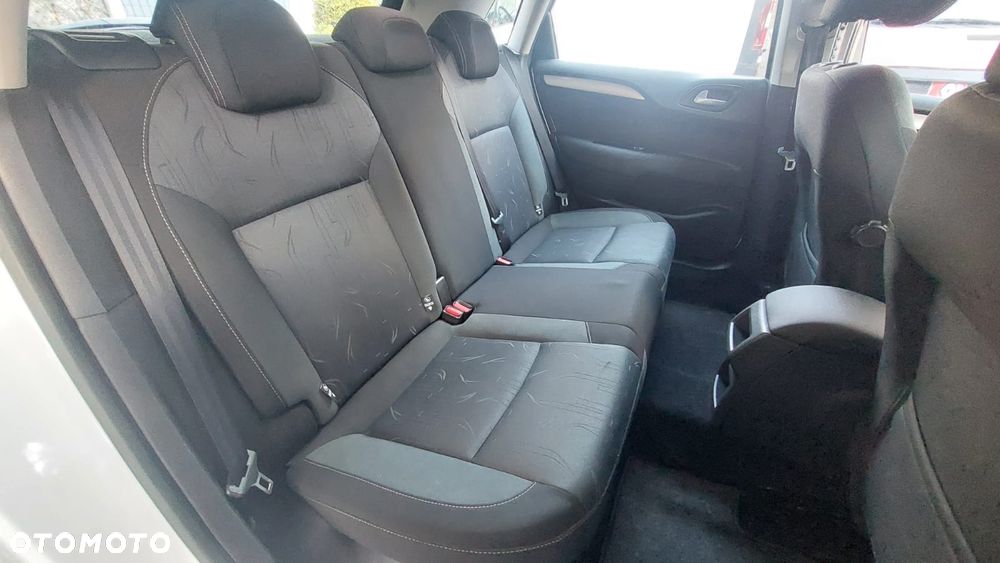 Citroën C4 e-HDi 110 Stop/Start System Tendance - 8
