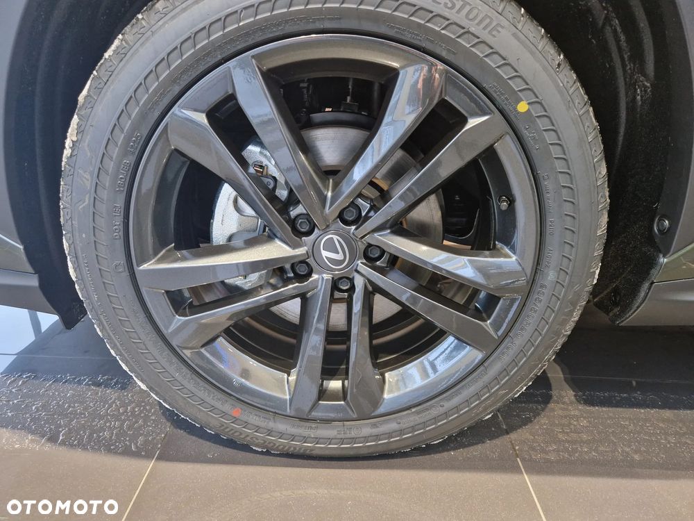 Lexus NX 350h Prestige AWD - 4