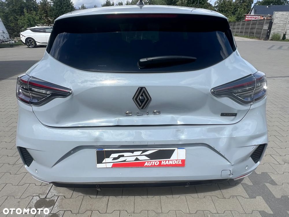 Renault Clio - 6