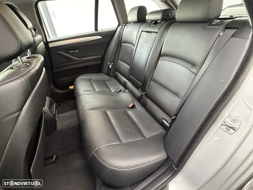 BMW 525 d Line Luxury Auto - 16