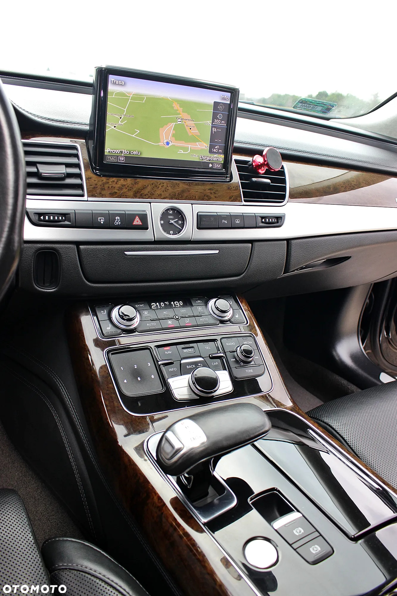 Audi A8 - 8
