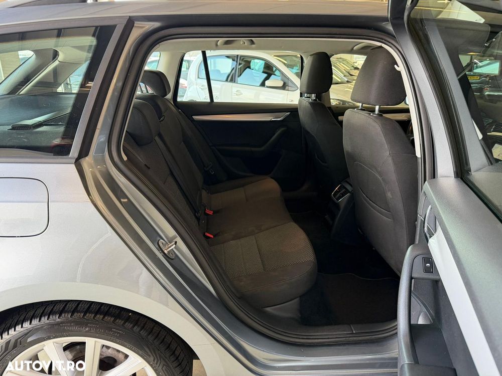 Skoda Octavia 1.2 TSI Green tec Elegance - 11