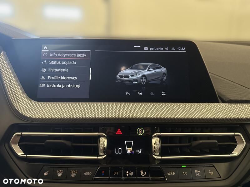 BMW Seria 2 218i - 14