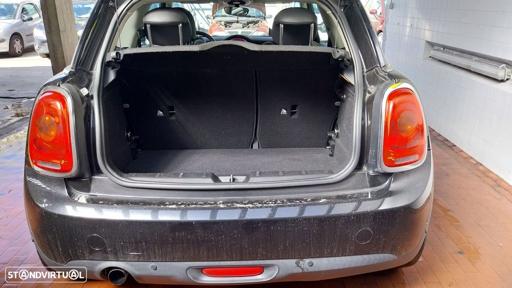 MINI 3 Portas - 16