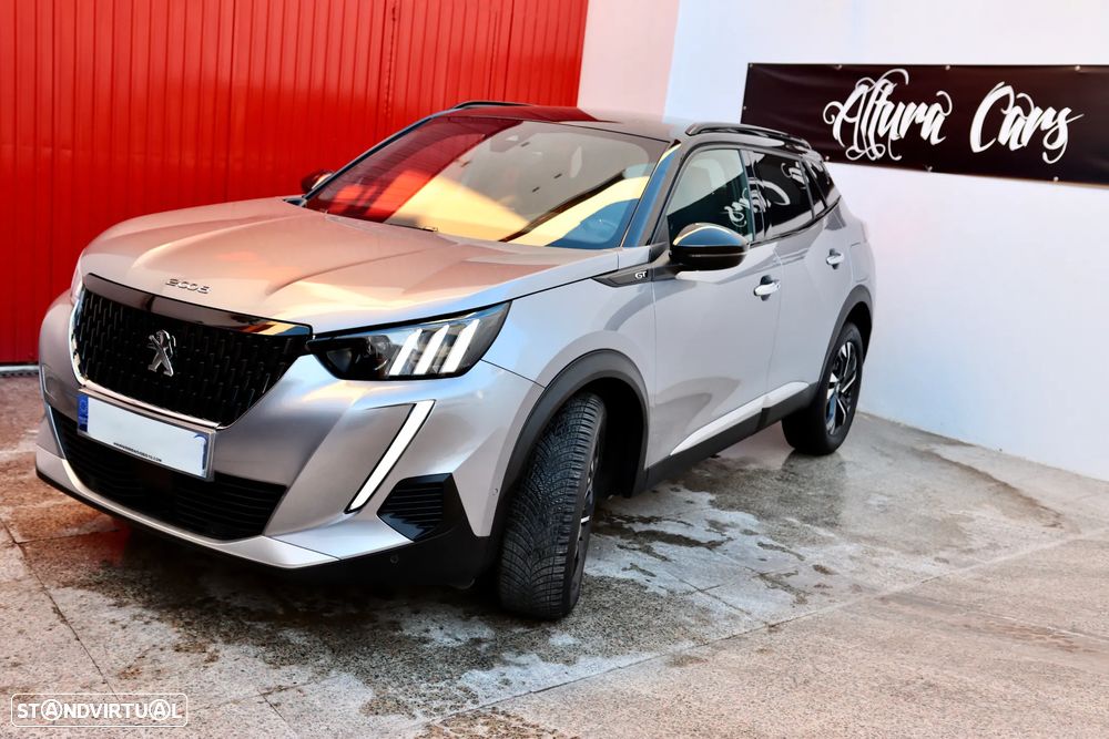 Peugeot 2008 PureTech 130 EAT8 GT - 4