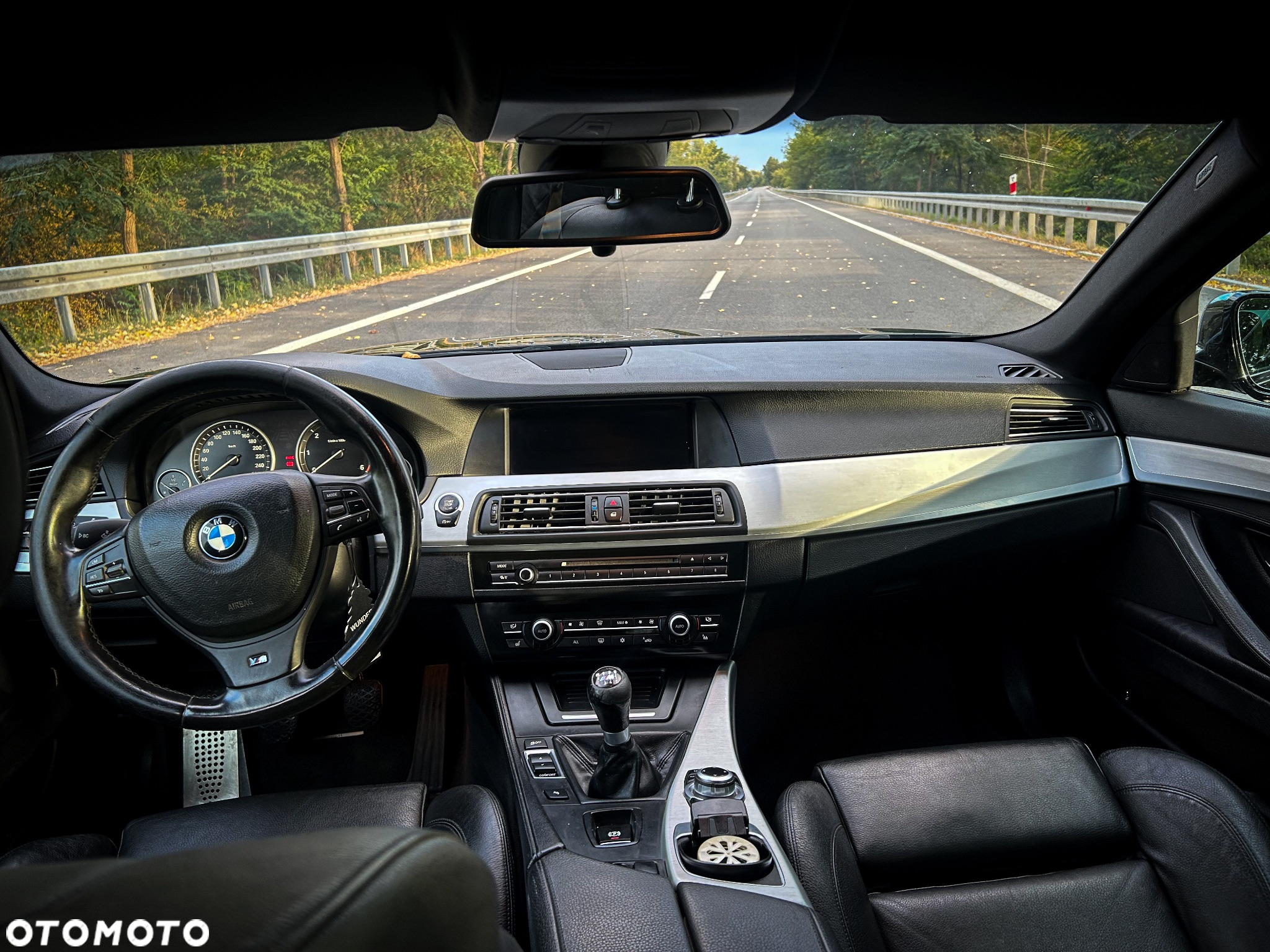 BMW Seria 5 520d Touring Luxury Line - 10