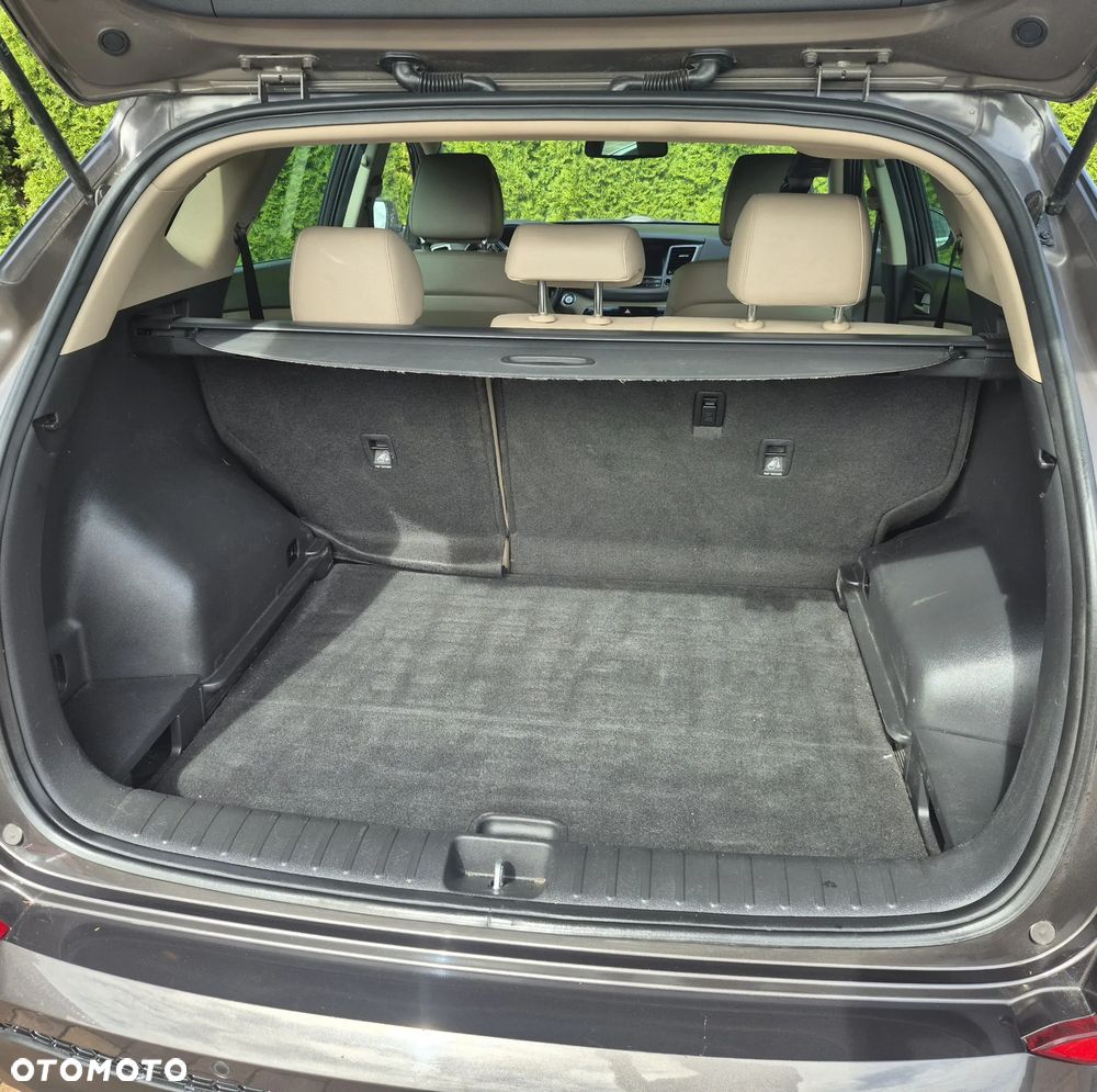 Hyundai Tucson 1.7 CRDI BlueDrive Comfort 2WD - 22