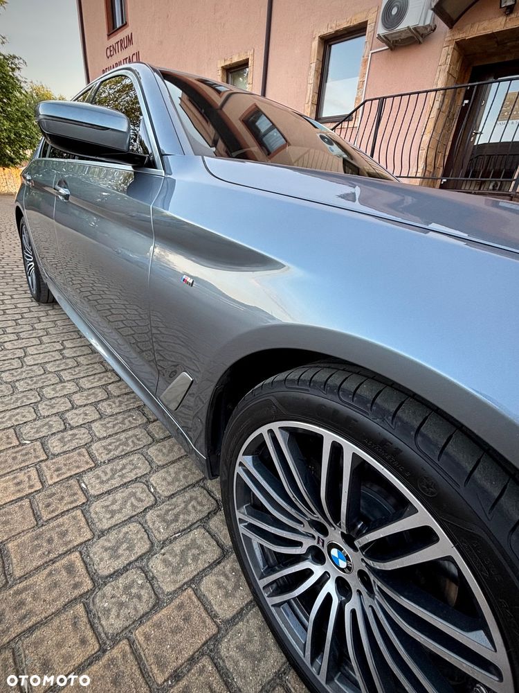 BMW Seria 5 520d xDrive M Sport sport - 14