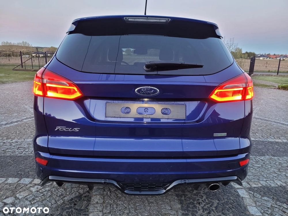 Ford Focus 1.5 EcoBoost Start-Stopp-System Sport - 4