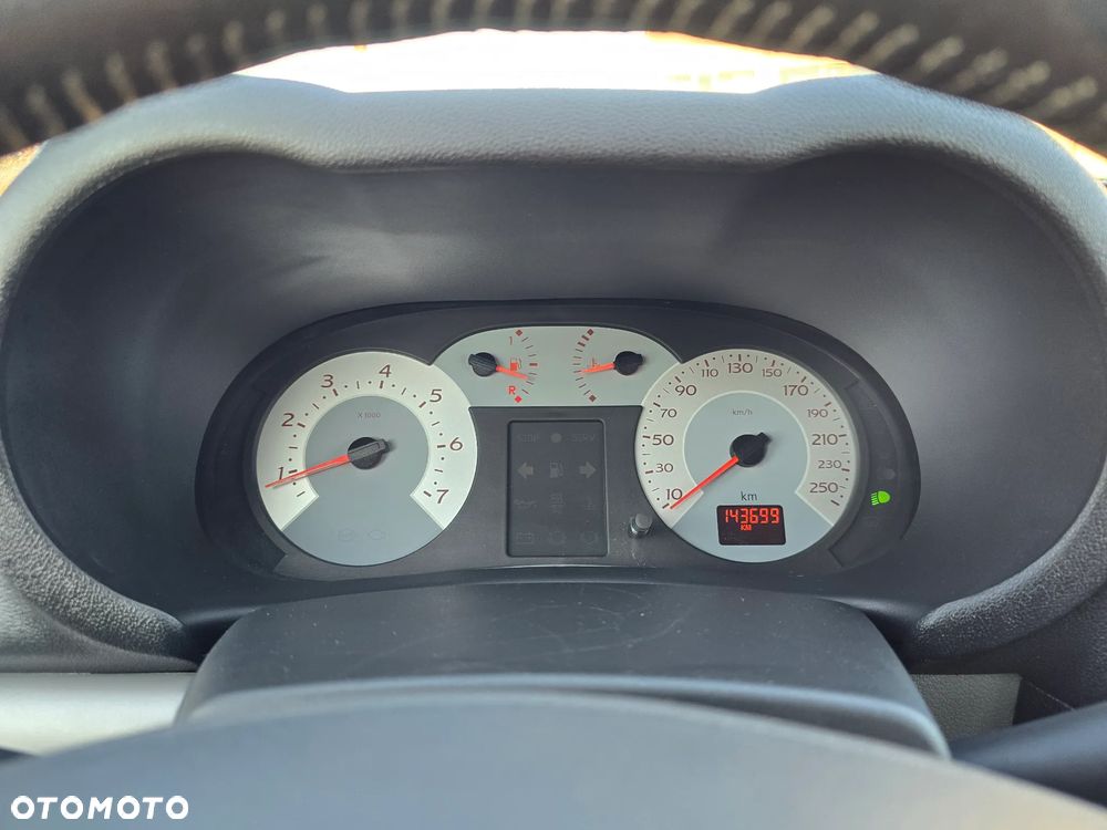 Renault Thalia 1.5 dCi Expression - 13