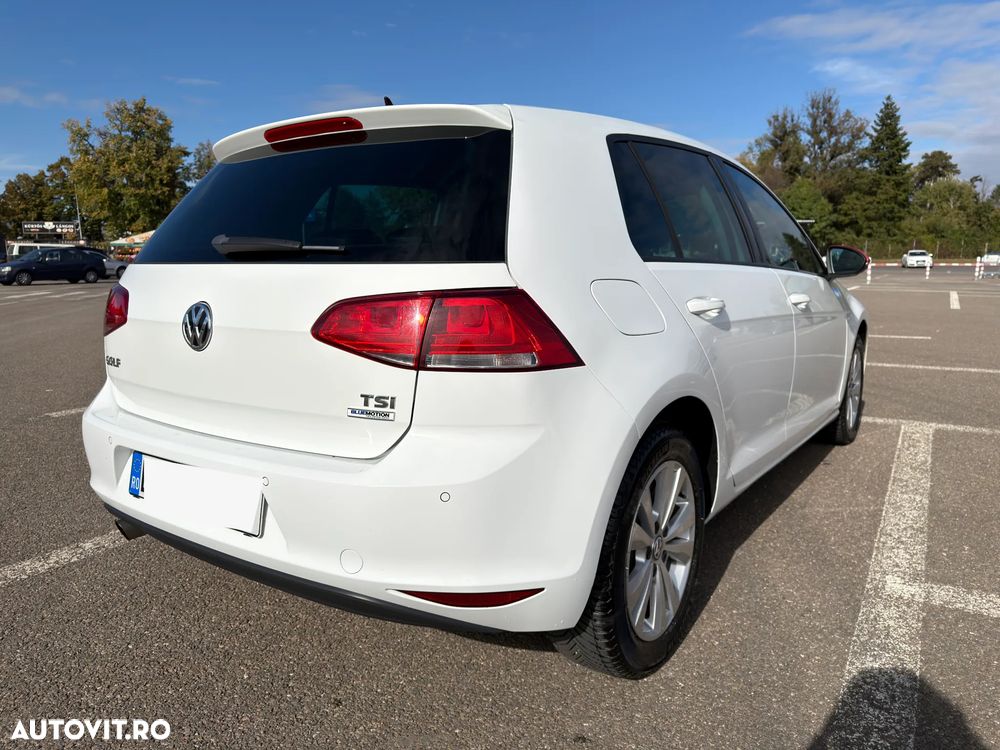 Volkswagen Golf - 9