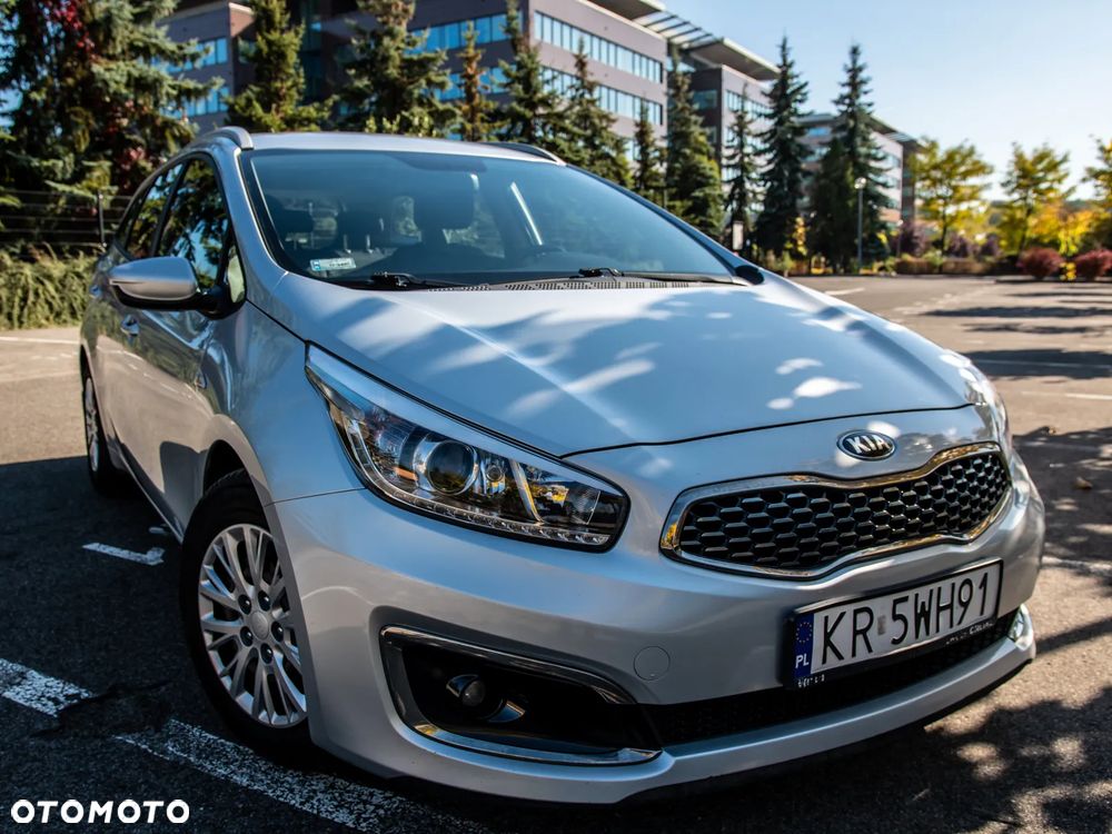 Kia Ceed 1.4 CRDi S - 26