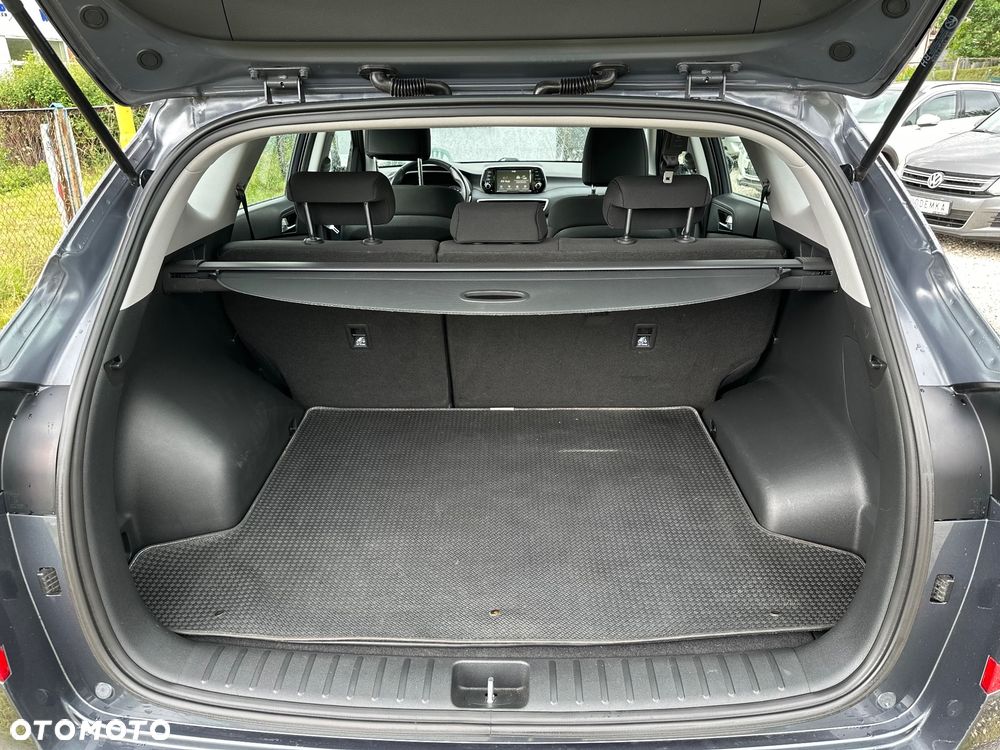 Hyundai Tucson blue 1.6 CRDi 4WD Trend - 24