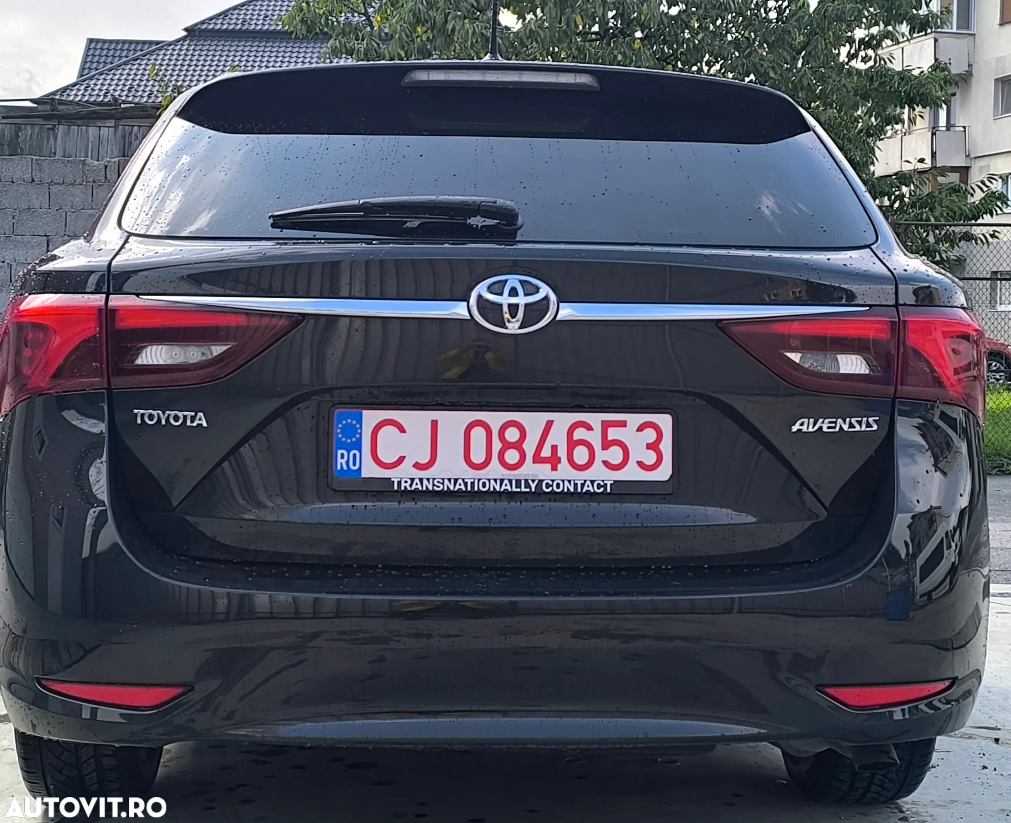 Toyota Avensis Touring Sports 2.0 D-4D Business Edition - 4