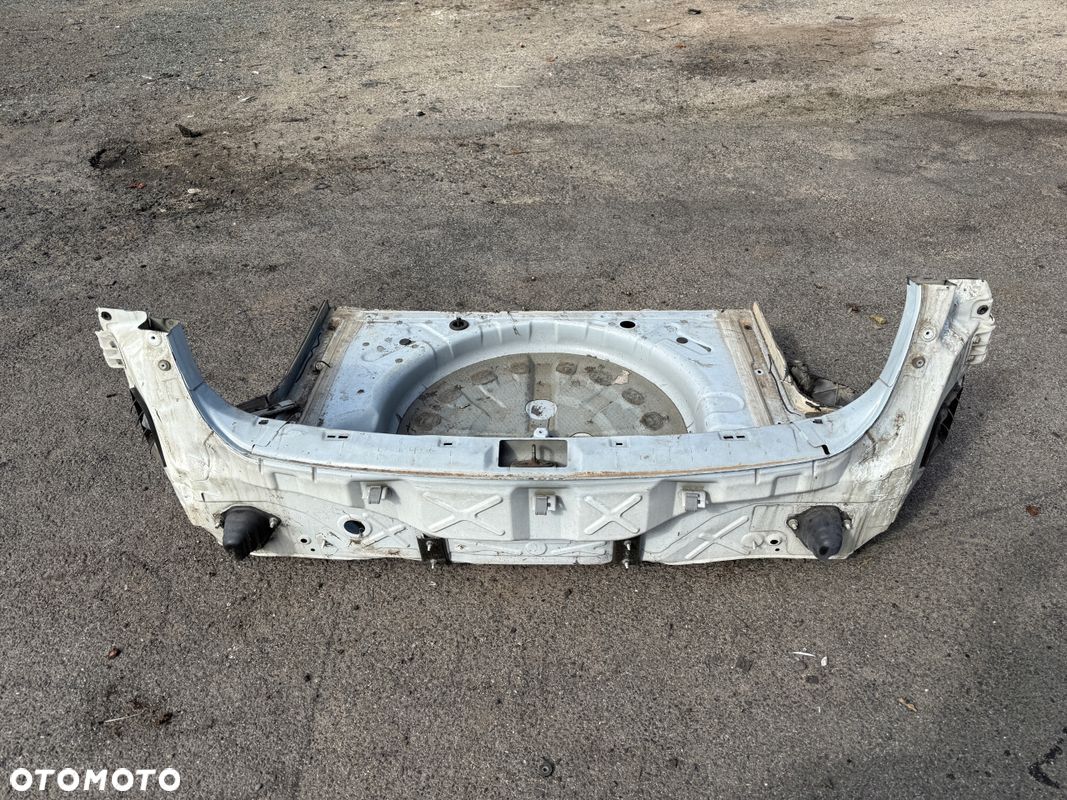 NISSAN QASHQAI J10 2009R WANNA PAS TYLNY ĆWIARTKA - 1