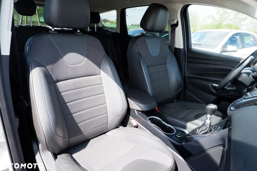 Ford Kuga 2.0 TDCi 4WD Titanium - 9