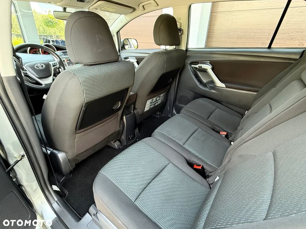Toyota Verso 1.8 Edition - 16