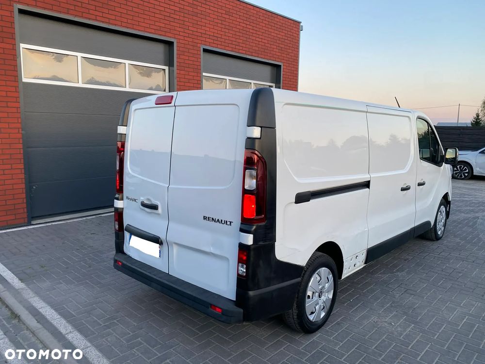 Renault TRAFIC * 2023 * Tylko 46.000km ! * 2.0 BlueDCI 130KM * LONG - 5