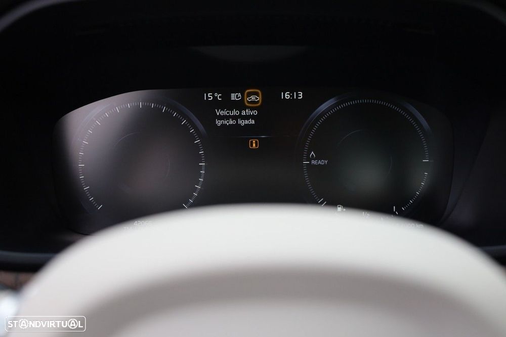 Volvo S90 2.0 T8 Inscription AWD Geartronic - 29