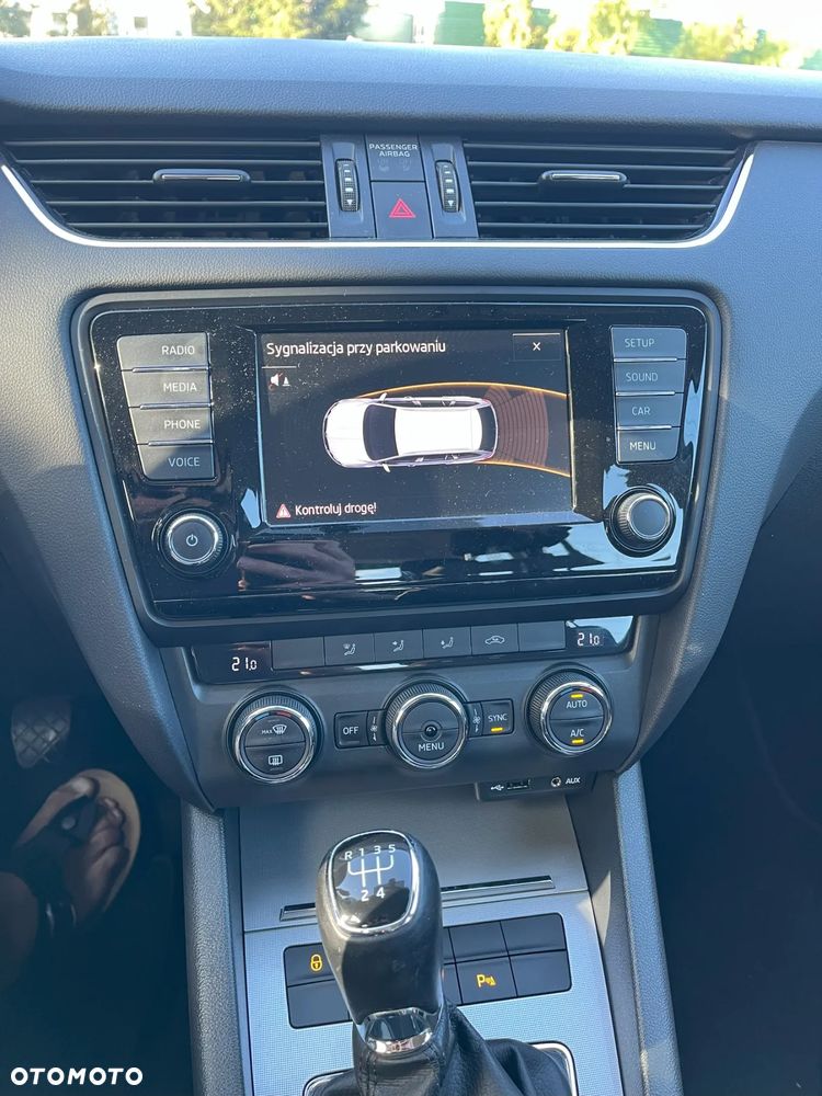 Skoda Octavia 1.6 TDI Ambition - 15