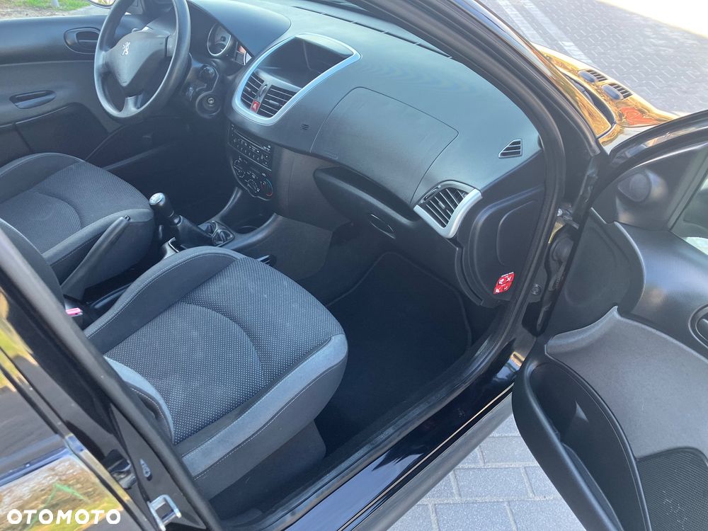 Peugeot 206 plus 75 Generation - 8