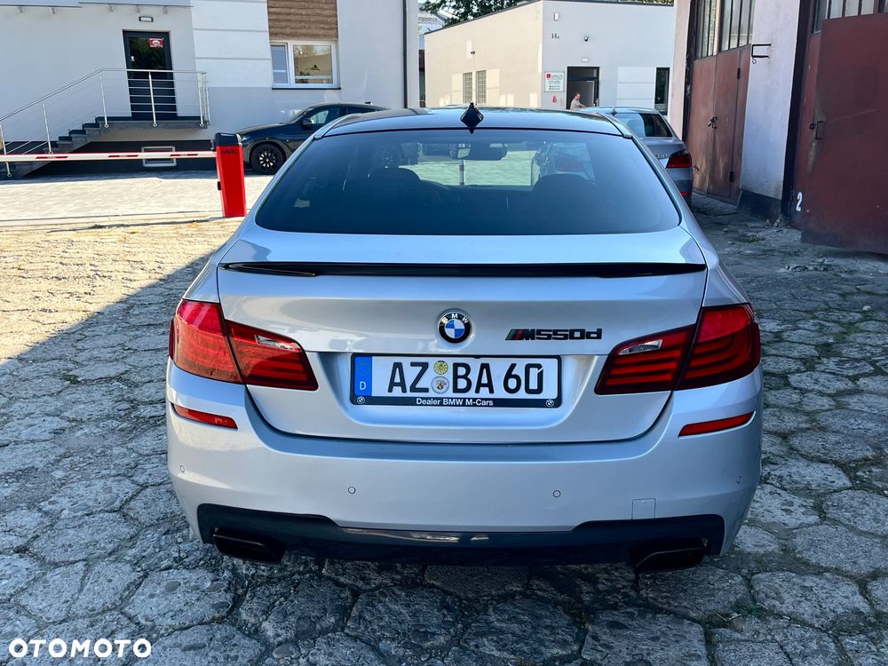 BMW Seria 5 M550d xDrive - 5