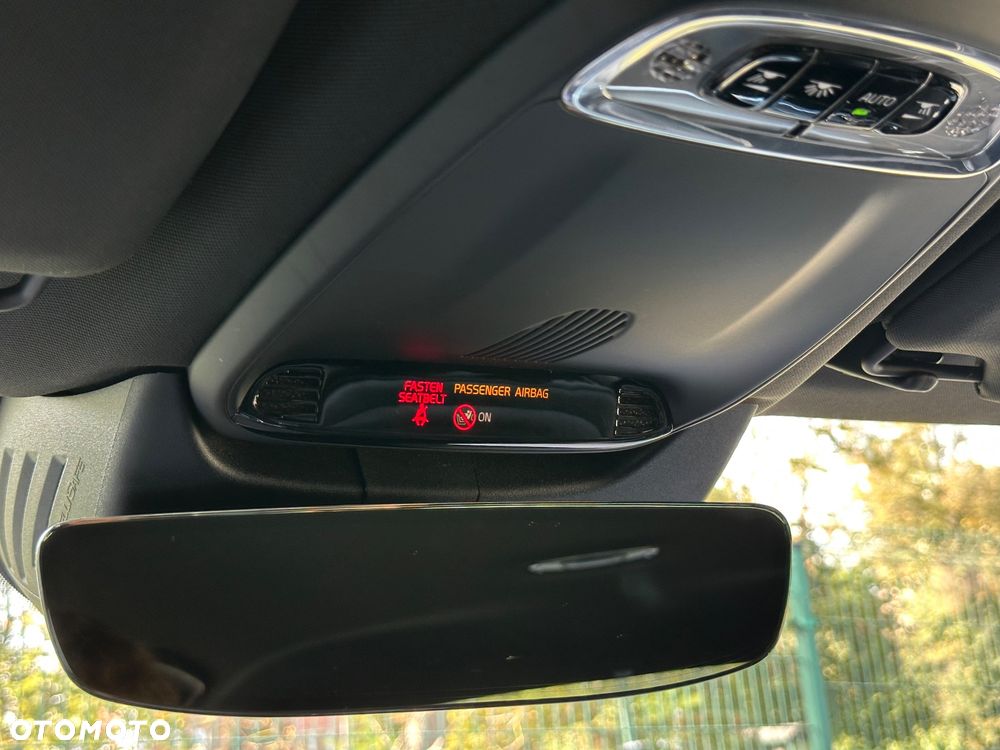 Volvo S90 T4 Geartronic R Design - 39