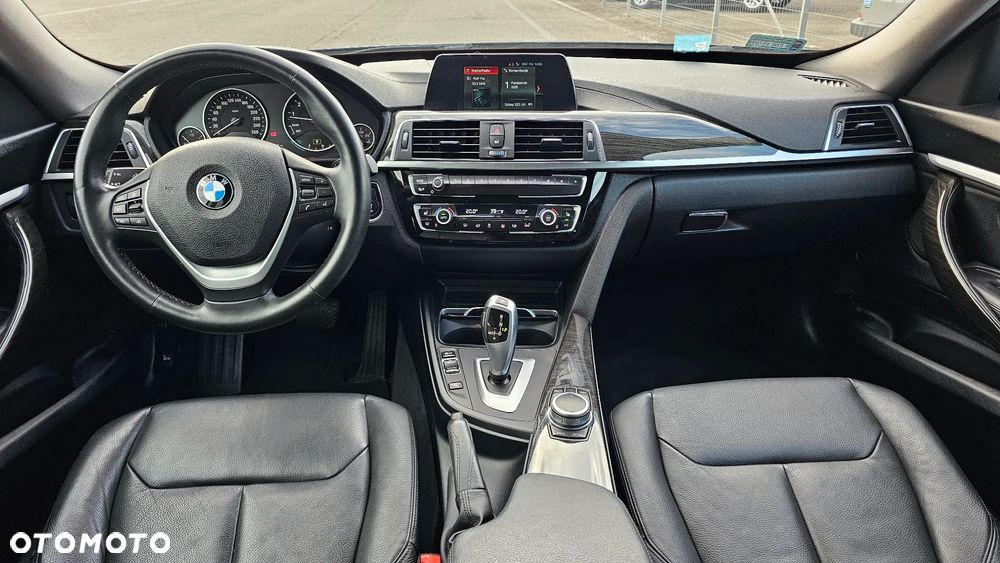 BMW 3GT 330i xDrive Luxury Line - 11