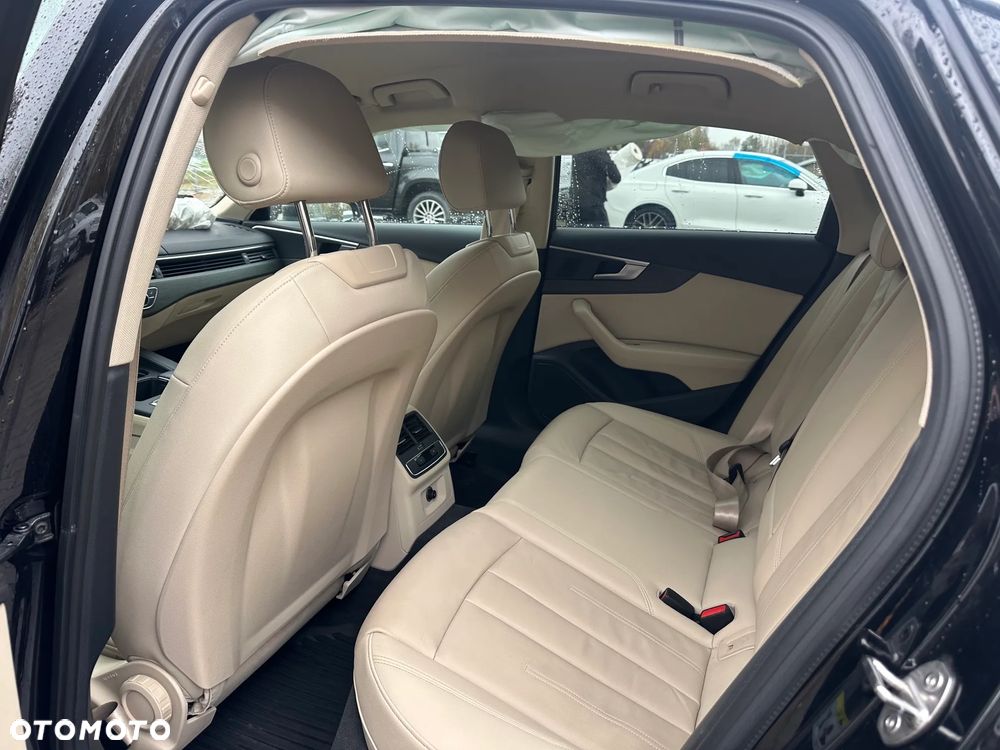 Audi A4 Limousine - 9