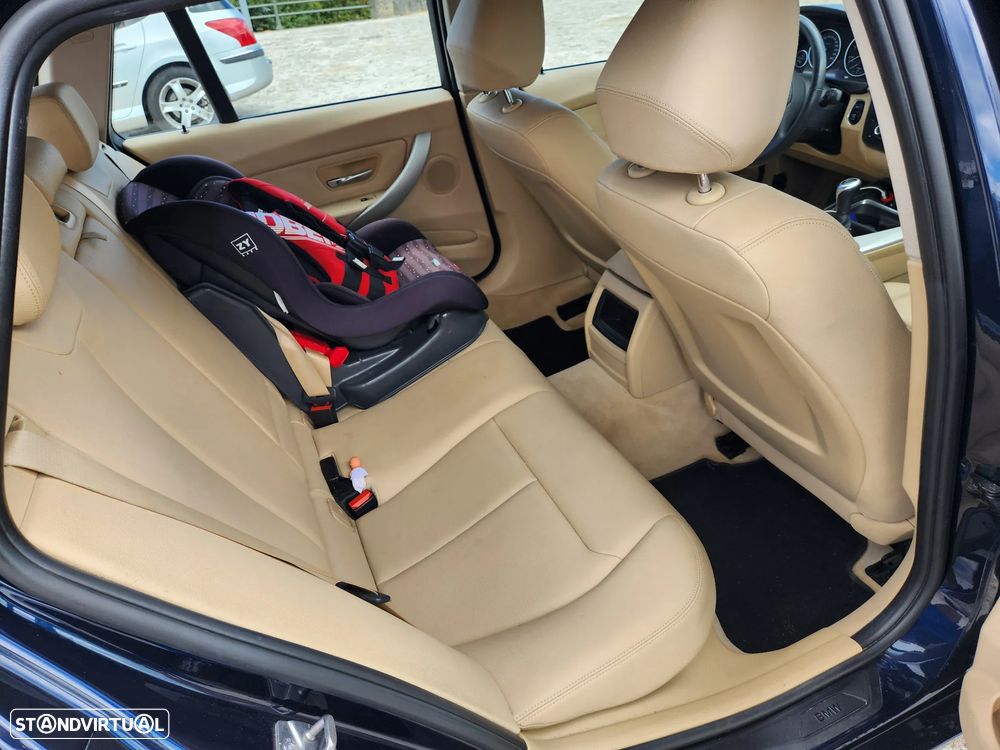 BMW 316 d Luxury Line - 13