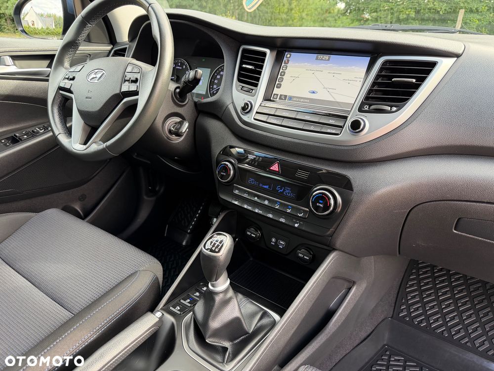 Hyundai Tucson 1.6 GDI BlueDrive Style 2WD - 12