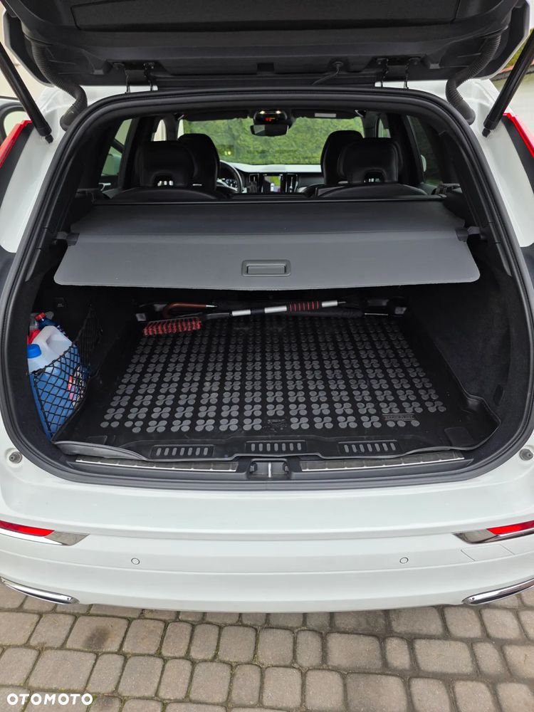 Volvo XC 60 D5 AWD Inscription - 27