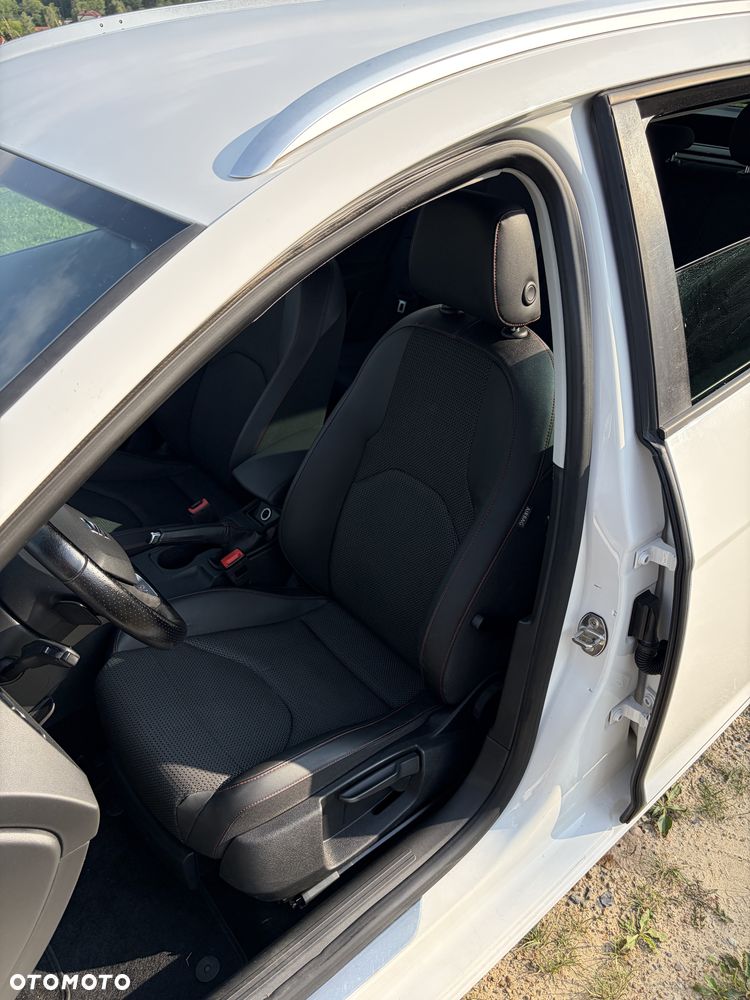 Seat Leon 2.0 TDI DPF Start&Stop DSG FR - 24
