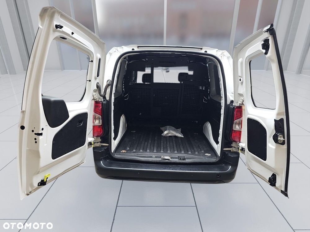 Toyota ProAce 2.3T 1.5D-4D 100KM long FurgonBrygActive - 16