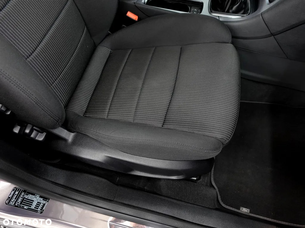 Ford Mondeo 2.0 TDCi Titanium - 14