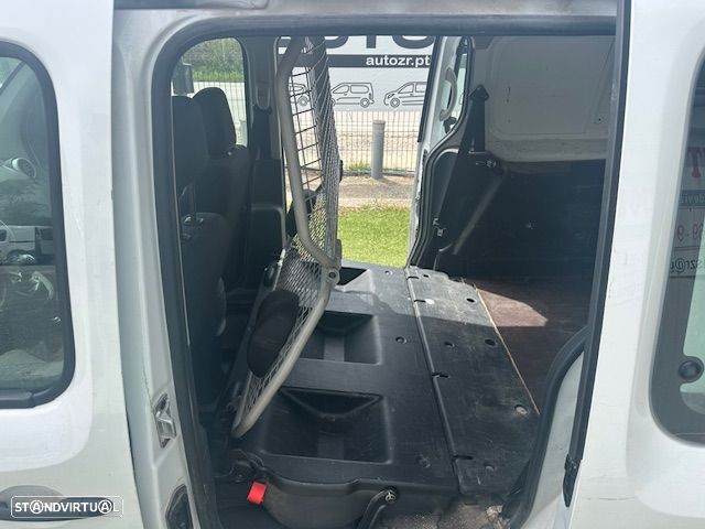 Renault KANGOO LONGA 4 LUGARES CX.6V.C/GPS - 9