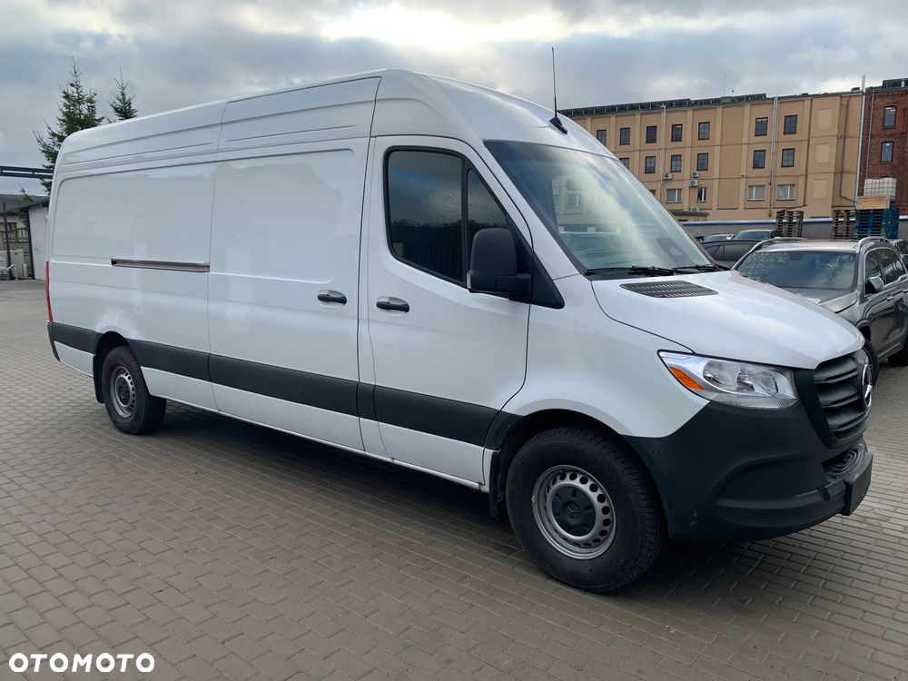 Mercedes-Benz Sprinter - 3