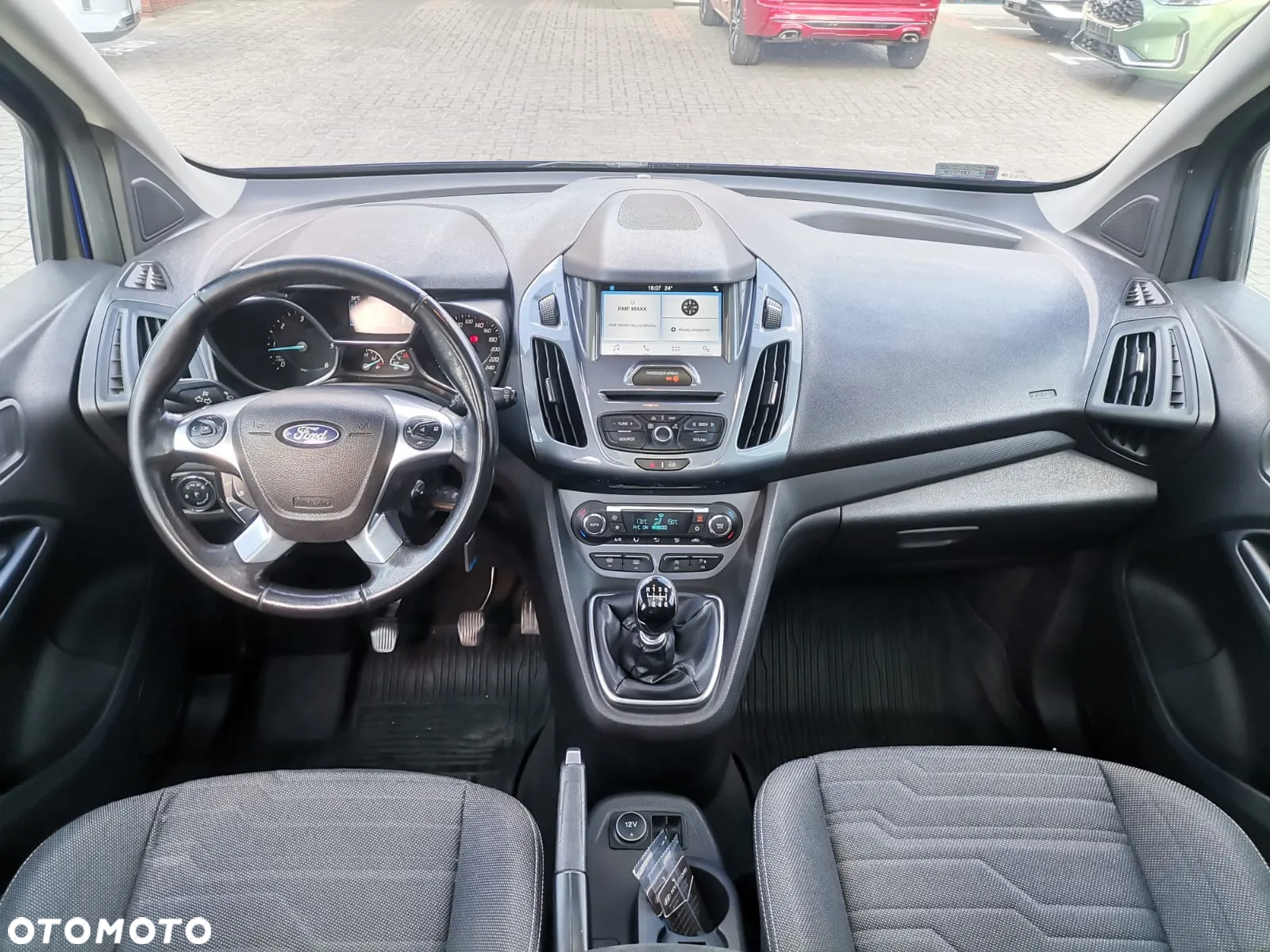 Ford Tourneo Connect 1.5 TDCi Titanium - 14