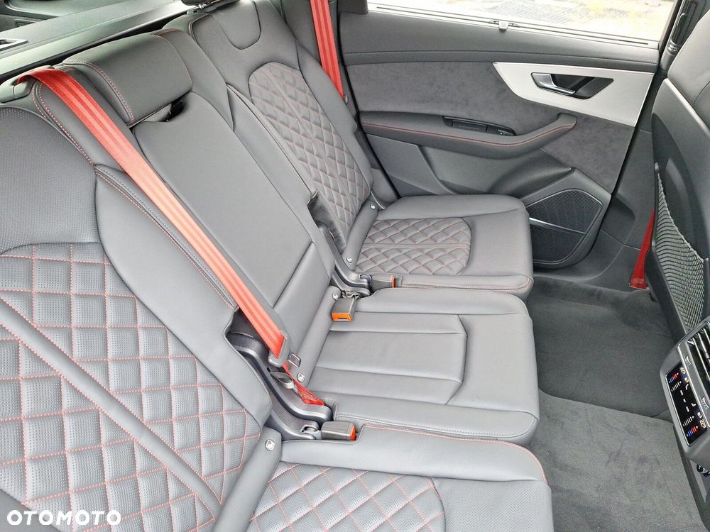 Audi SQ7 - 11