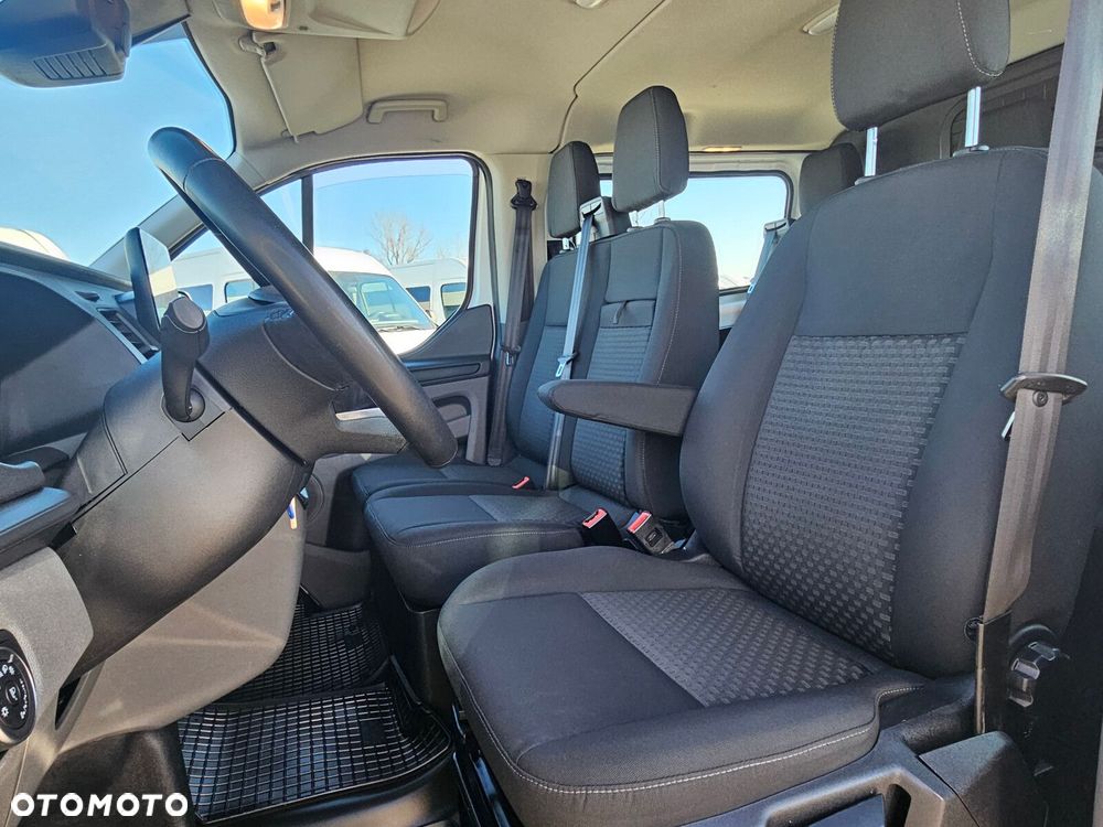 Ford transit-custom L2H1 *99999zł NETTO* Brygadówka 6 osób 2.0TdCi/131KM - 18