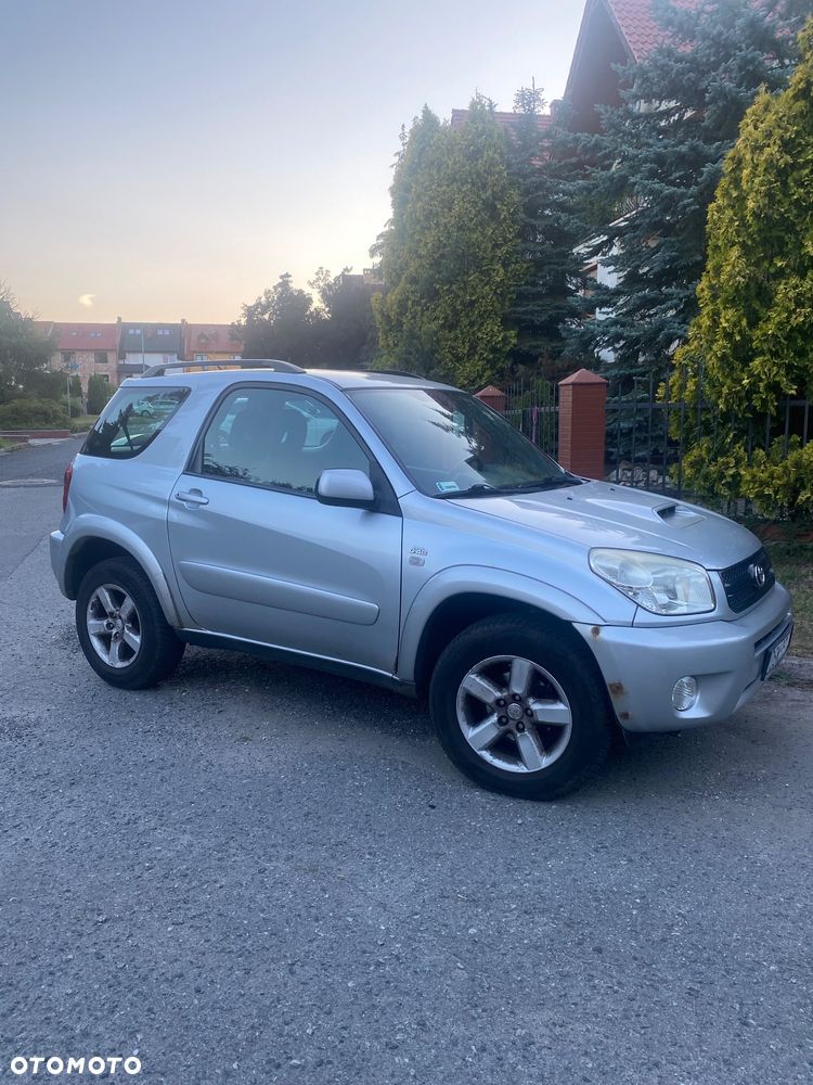 Toyota RAV4 - 2