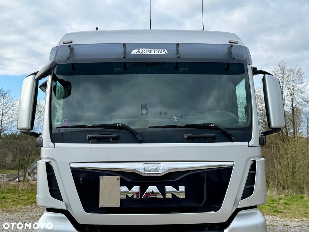 MAN TGX 26.440 / KONTENER / IZOTERMA / WINDA / 20 PALET / CAŁY NA PODUSZKACH / 3 OSIE / 3 OŚ PODNOSZONA + SKRĘTNA / EURO 6 / SPROWADZONY / SERWISOWANY - 6