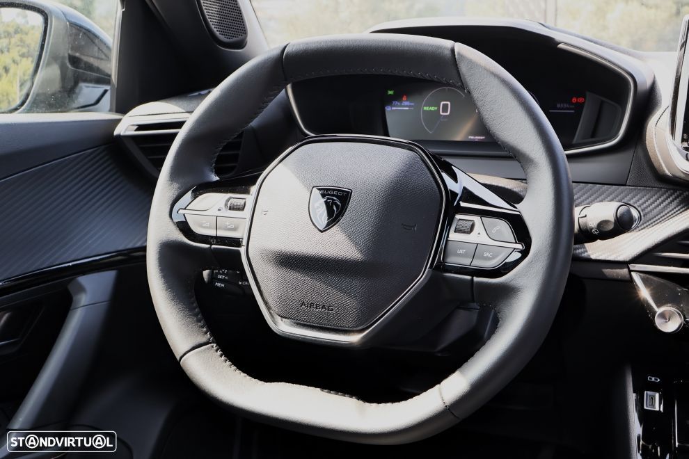 Peugeot e-2008 54 kWh Allure - 9