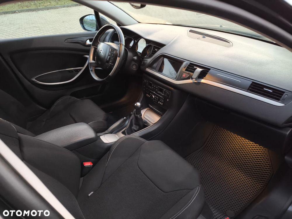 Citroën C5 2.0i 16V Dynamique Equilibre Navi - 13