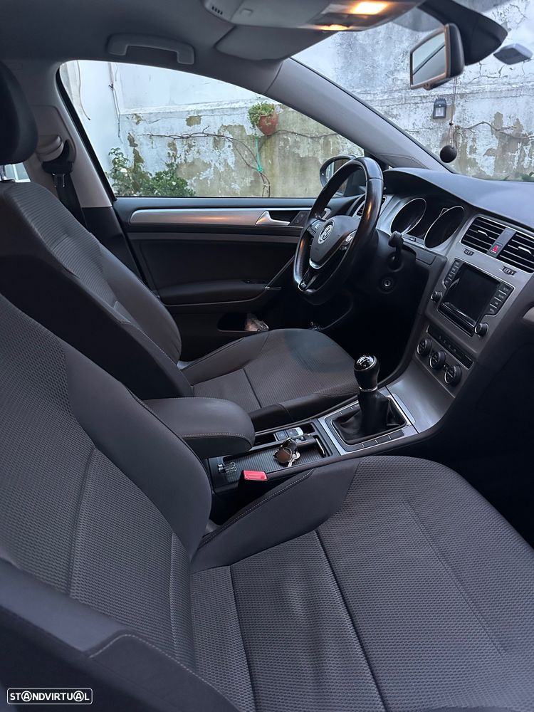 VW Golf 1.6 TDi BlueMotion Trendline - 13