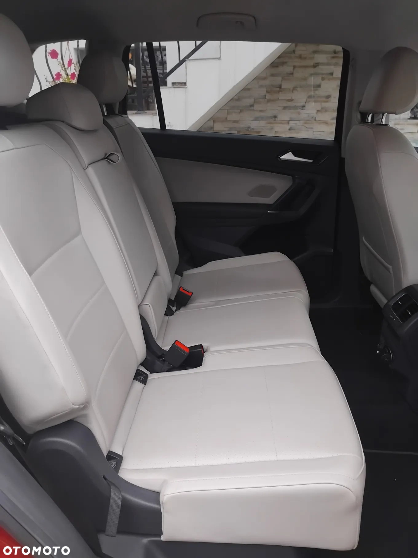 Volkswagen Tiguan Allspace - 9