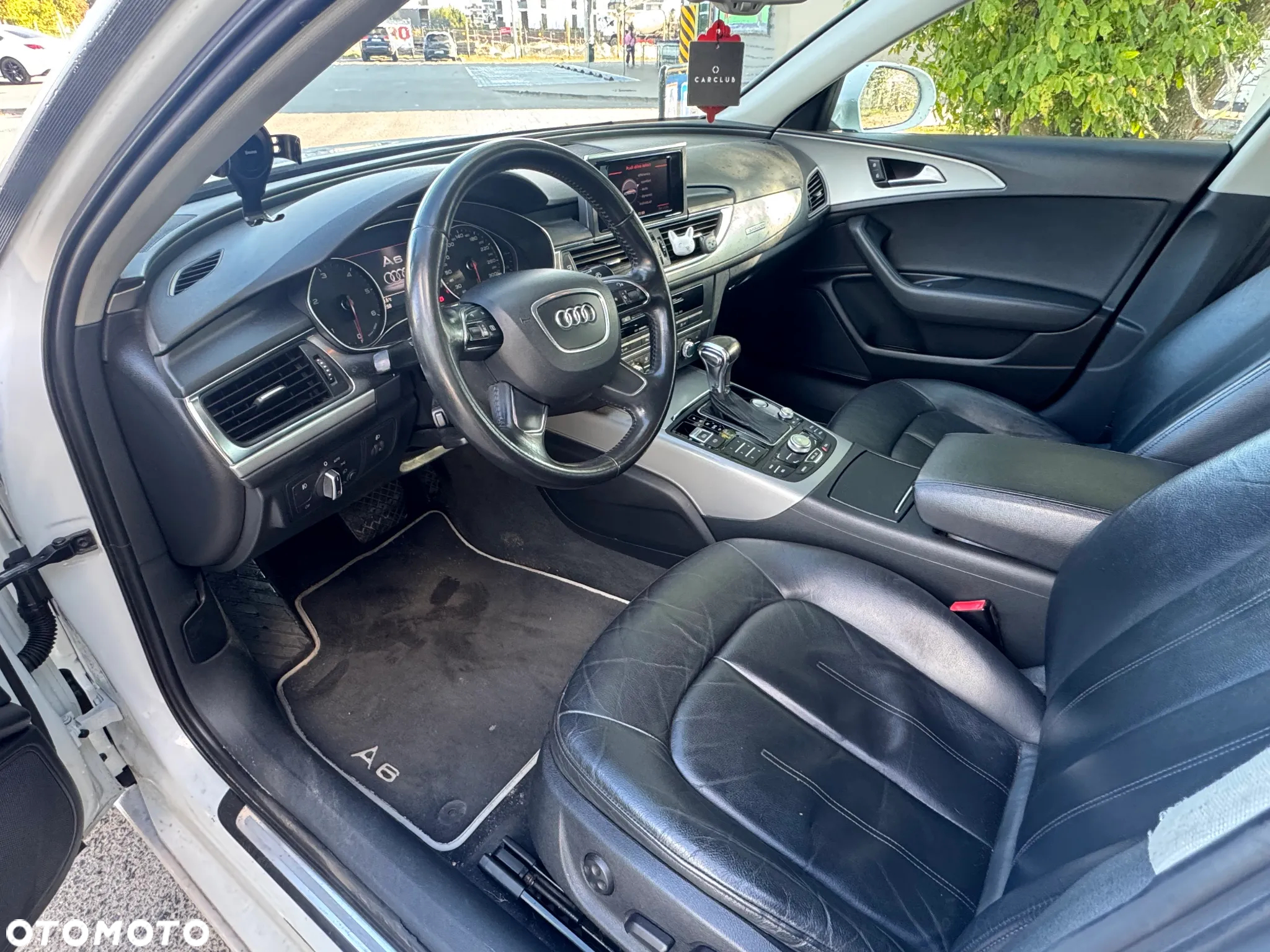 Audi A6 - 4